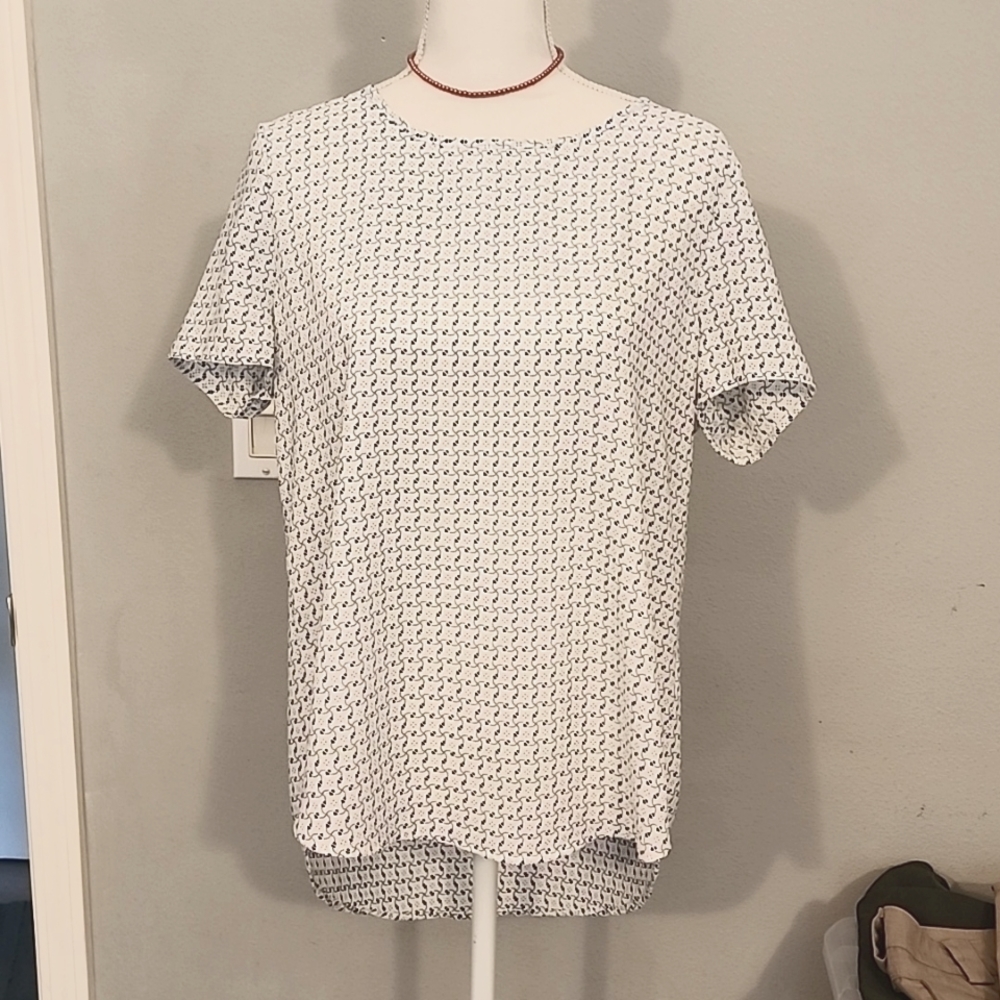Pleione Women's top